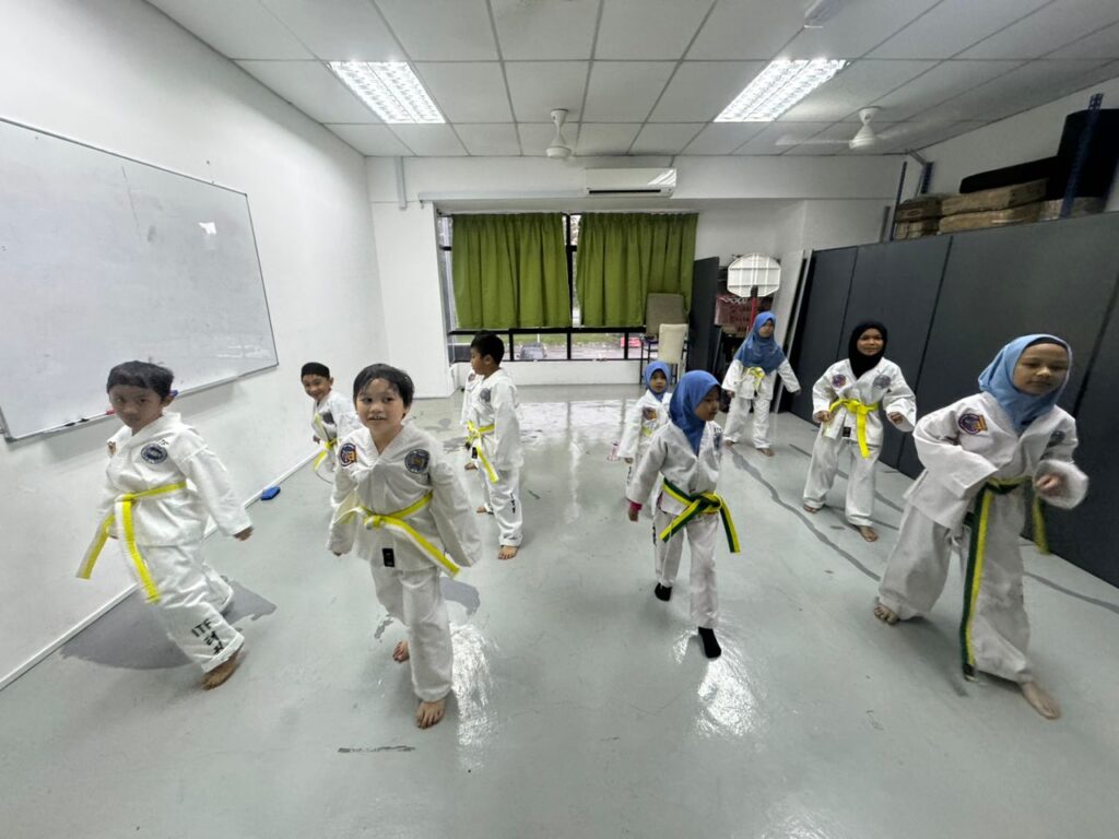 photo_2024-12-01_22-33-44